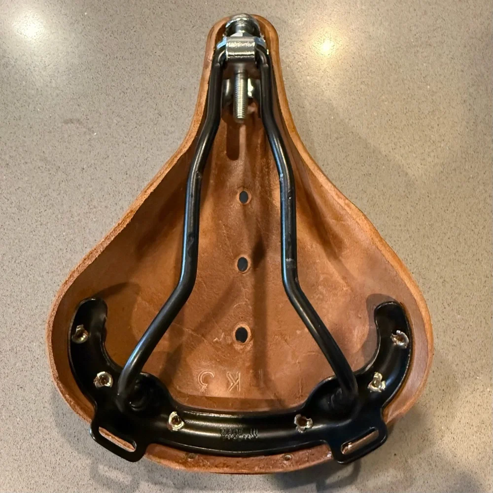 Brooks Honey Leather Bicycle Saddle - Picture 7 of 9